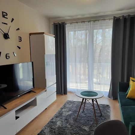 Apartament Na Wyspie Solnej كولوبرزيغ المظهر الخارجي الصورة